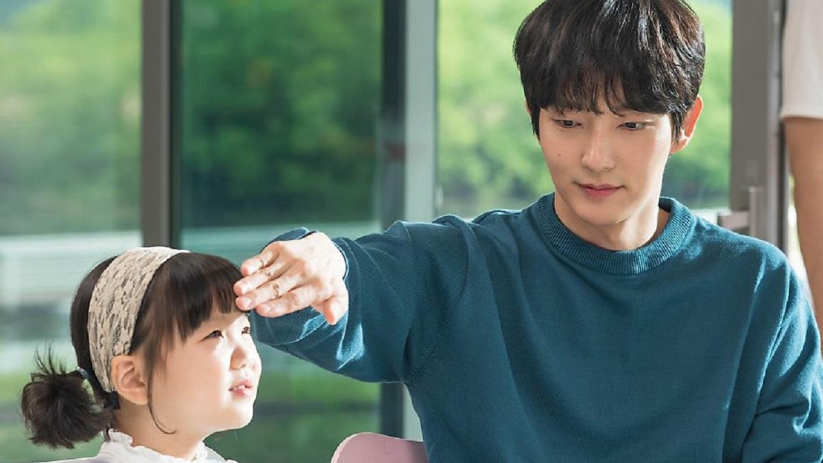 一臉寫著「生人勿近」！只有親近的人才知道他們很暖心的3個星座：魔羯座有輕微的社交障礙？