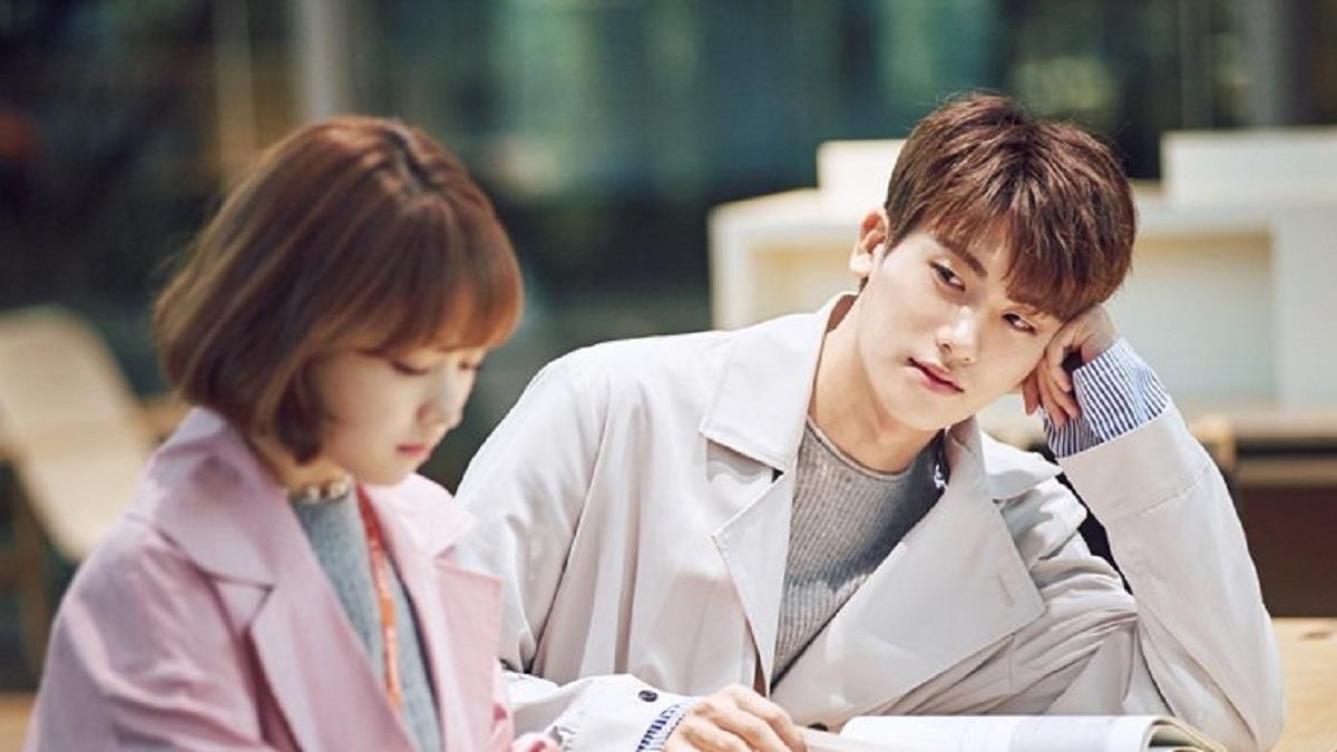 需要跟梁靜茹借勇氣！擅長掩飾愛意的5個星座：水瓶座擔心破壞現階段的友誼關係？