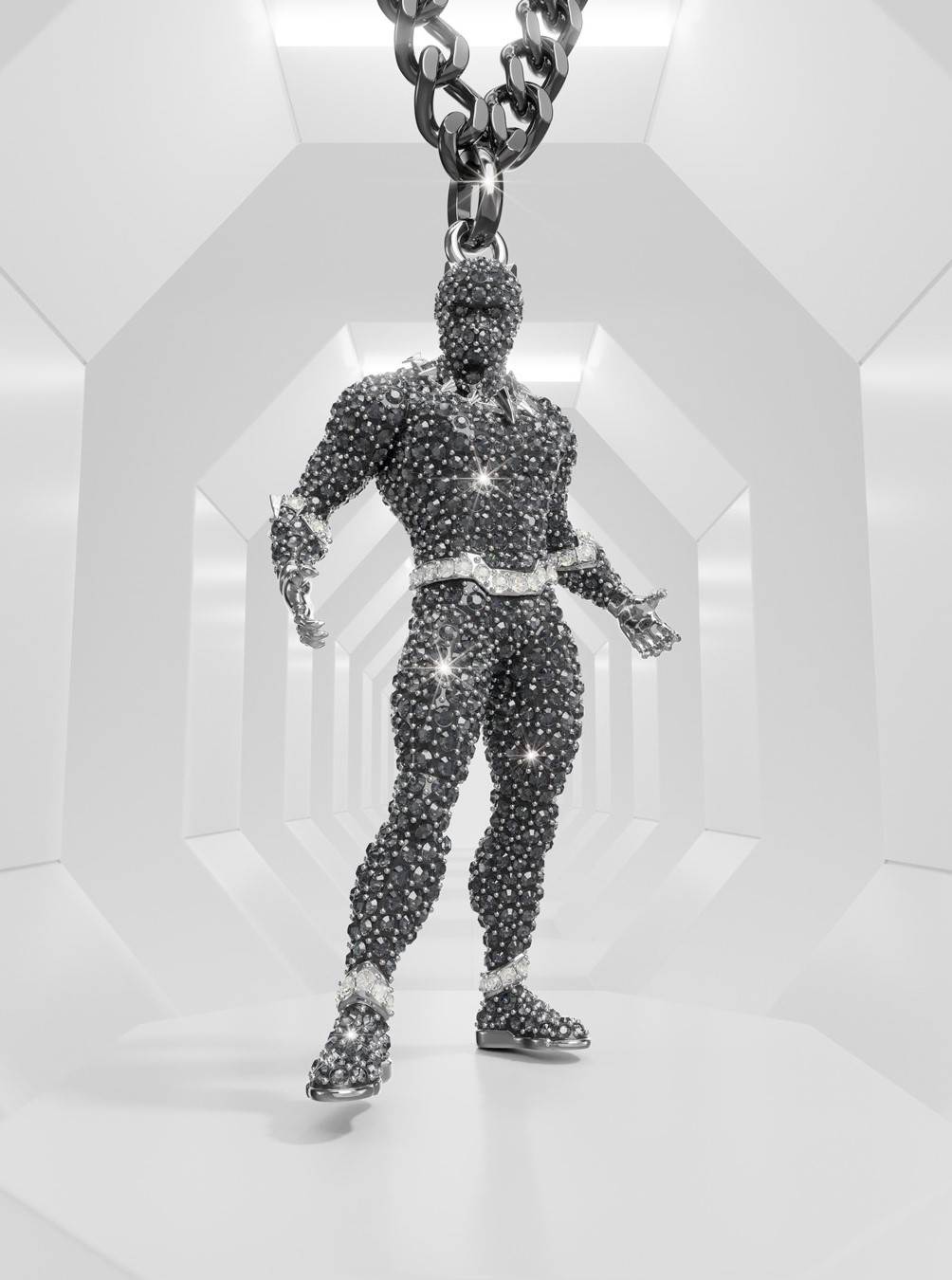 Swarovski_Marvel_2023_Black Panther 項鏈 NT$32,000_形象圖