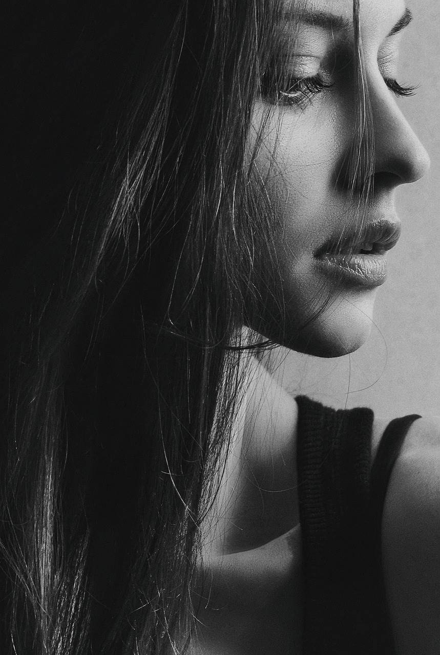 girl-4447229_1280