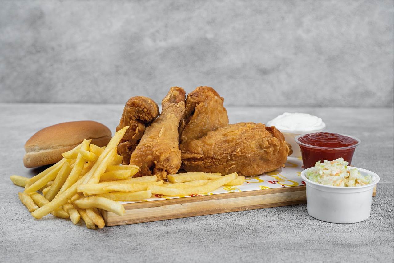 broasted-chicken-7178658_1280