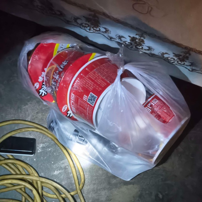 丹娜絲災民第9天仍無援助，布袋高中生艱難發文：物資只有1袋泡麵