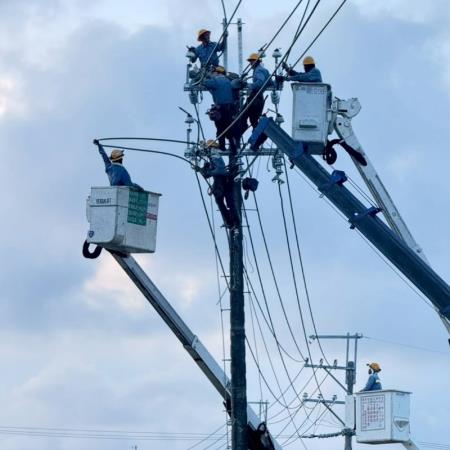 台電員工搶修遭電擊命危！父發文求集氣，他醫院門口「聽同仁怒吼1事」：也許就不會發生