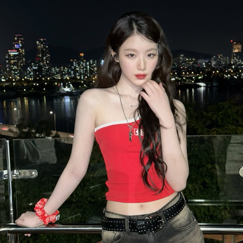 舒華接棒《鑑定師》全球版！有望合體好友子瑜，自爆：每天被自己美醒