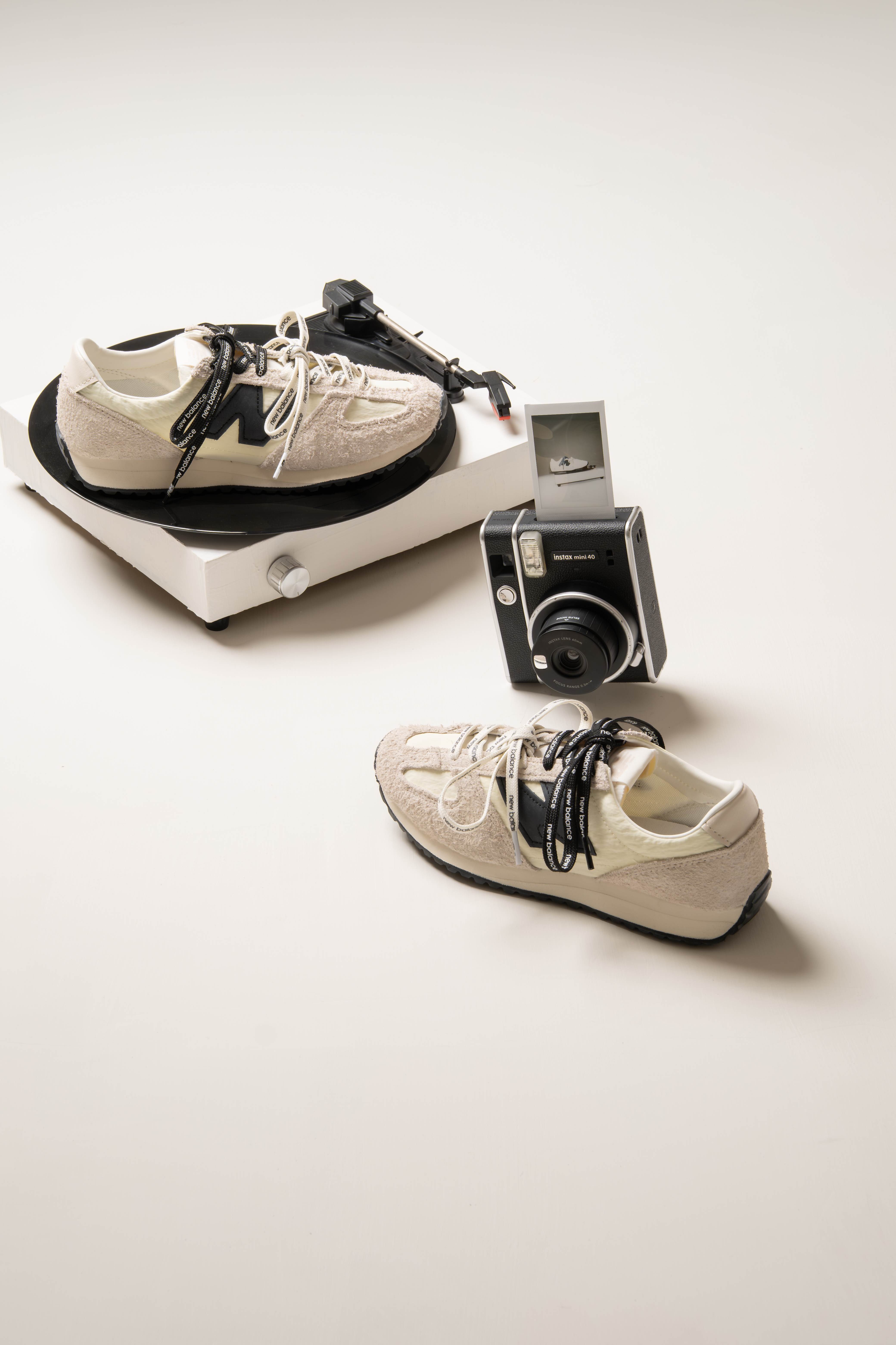 New Balance 夏日形象特輯 #每一刻皆風格_471 商品情境照 (2) (1)