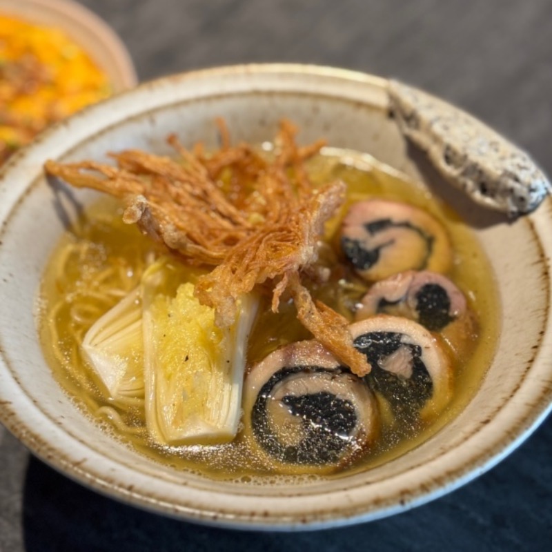 台北法式小酒館7選！SOMMÉ澄清系拉麵，浪漫無菜單到經典鴨腿