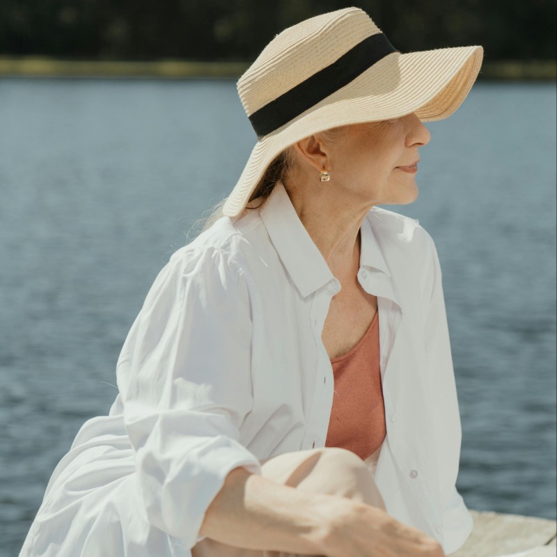 怕變「下流老人」卻窮得只剩下錢！一輩子不聚餐、不旅遊，79歲婦寫下6個人生教訓