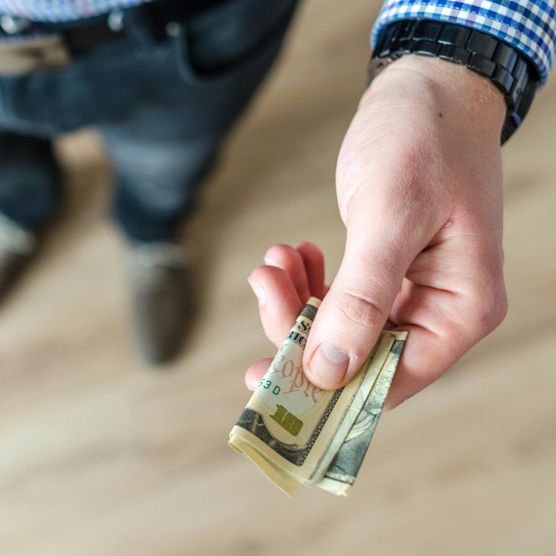 子債父償？竹北電纜遭竊，嫌犯偷後1週暴斃「爸爸」被判負責賠償