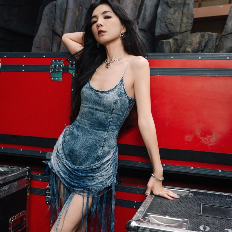 Ella陳嘉樺穿透視裝，身材也太辣～分享5習慣真的可以「越吃越瘦」