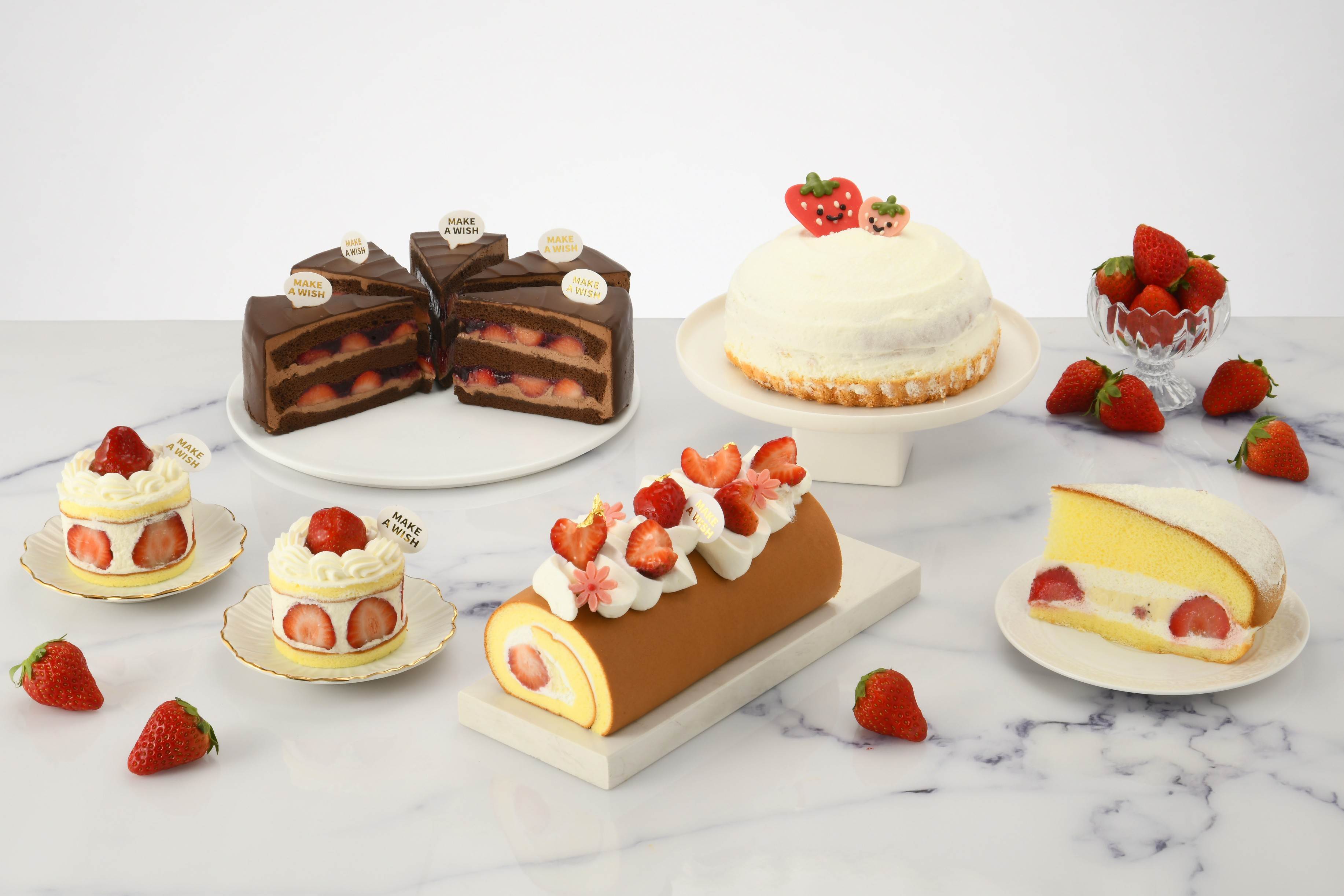 01_生乳捲名店亞尼克「新鮮草莓季」即將開跑，多達9款系列甜點，滿滿草莓酸甜美妙，草莓控們請準備開搶