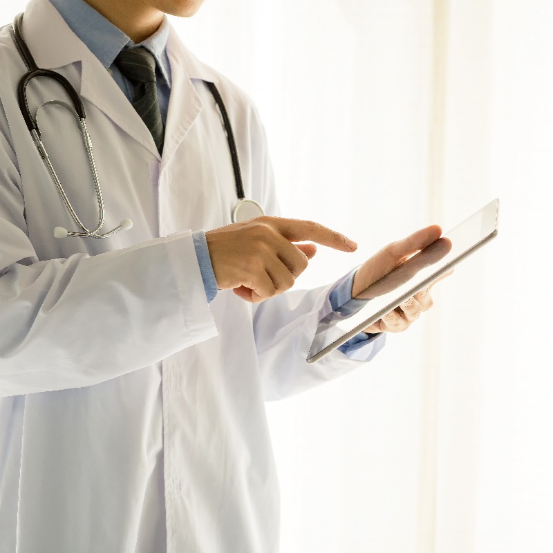 又見狼醫！三總醫檢師稱「舒緩按摩」猥褻病患、撫摸生殖器