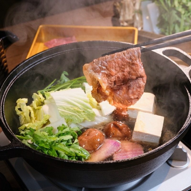 台北８家壽喜燒推薦！全新「六本松」插旗信義，東區「玉兔」首創板前個人套餐