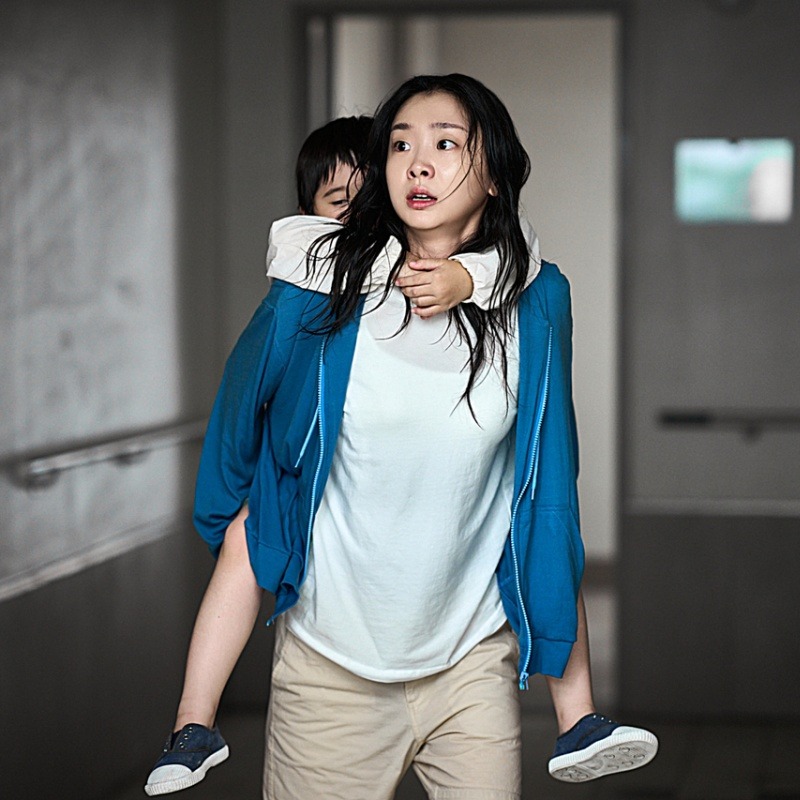 10部末日災難韓影！《巨洪》評價兩極引爭議，《屍速列車》經典喪屍天花板