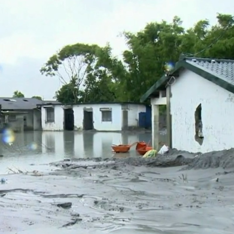 官員健走拍照、過聖誕節！他們還在佛祖街努力重建：我們已經被遺忘了
