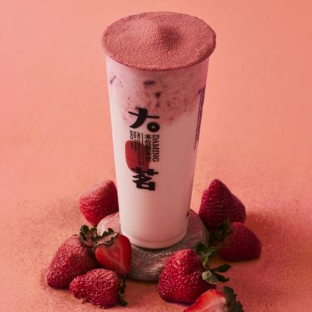 冬天第一口戀愛感!7家草莓手搖推薦:五桐號「草莓奶酪」療癒必喝,茶湯會「草莓珍珠奶綠」限定回歸