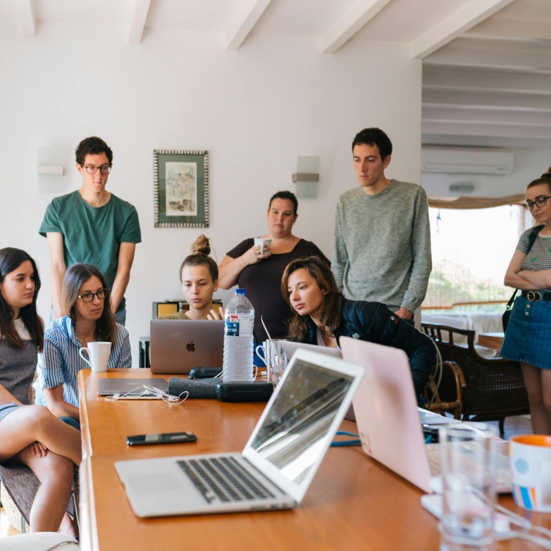 2026新制懶人包！最低工資、勞保退休、租屋補助到國旅優惠一次看懂