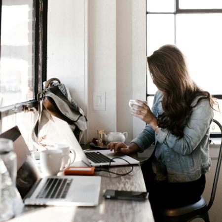 30歲OL長期久坐！「只做1事」3個月後瘦5kg、脂肪肝成功歸零，醫揭關鍵：不是運動