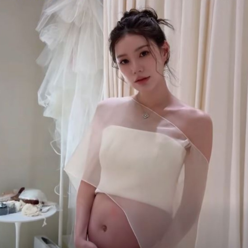 影／馬筱梅「美曬孕肚」孕媽咪禮服曝光！揭預產期與保養日常