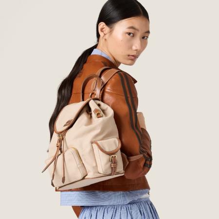 搜尋度激增！盤點2026必入手的「精品後背包」大容量超實用！