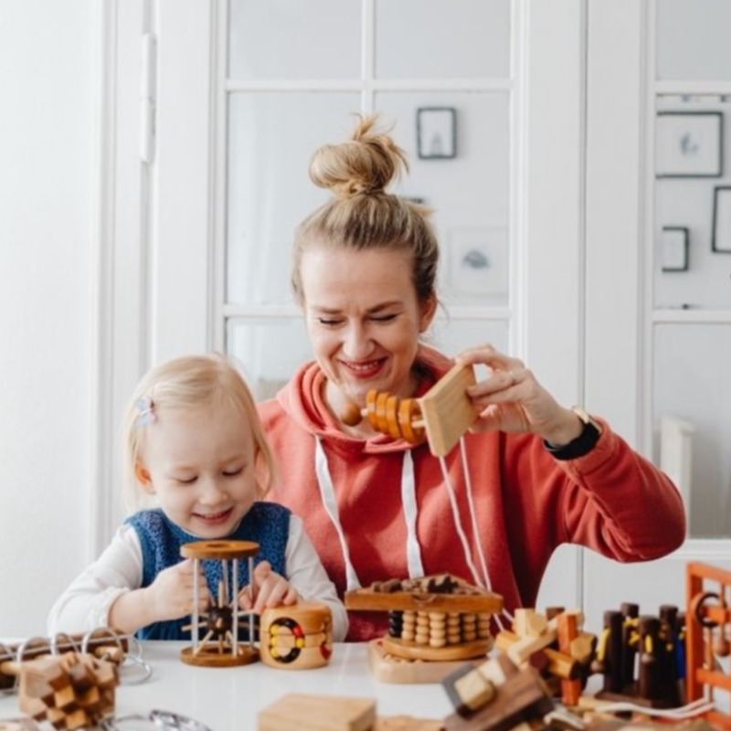 「燈塔式育兒」爆紅！教養「4原則」讓孩子更獨立