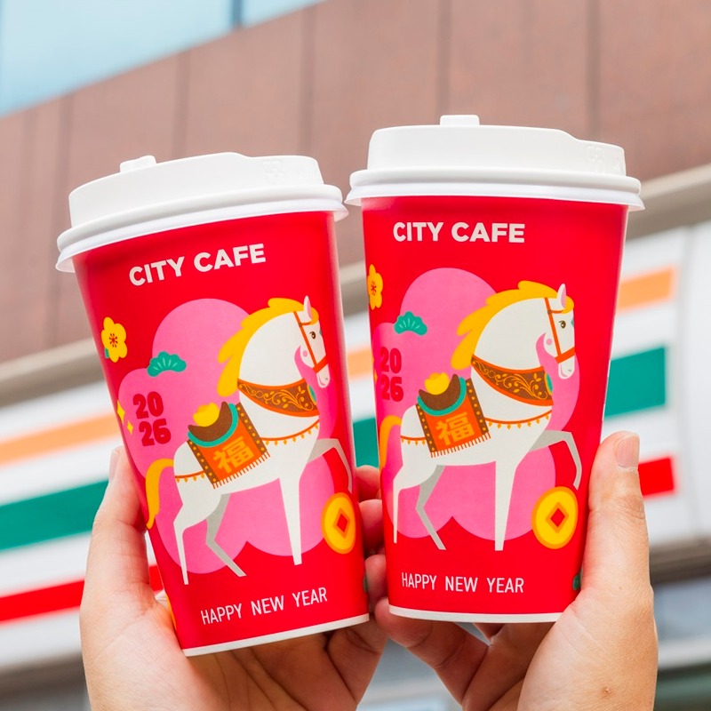 先寄杯！超商咖啡「買100杯送45杯」，星巴克連兩日「買一送一」