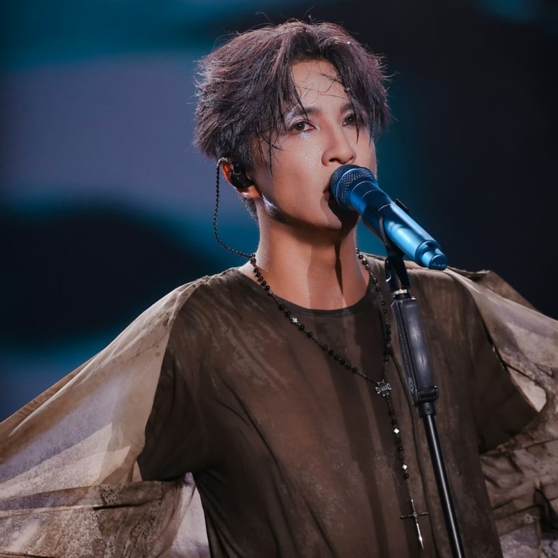 薛之謙遭連環爆料！謝娜長文開戰「要求道歉」，公司不忍了發聲明提告