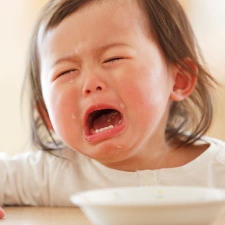 小孩動不動就反應過度？心理學揭真相：可能是大人長期做錯一件事