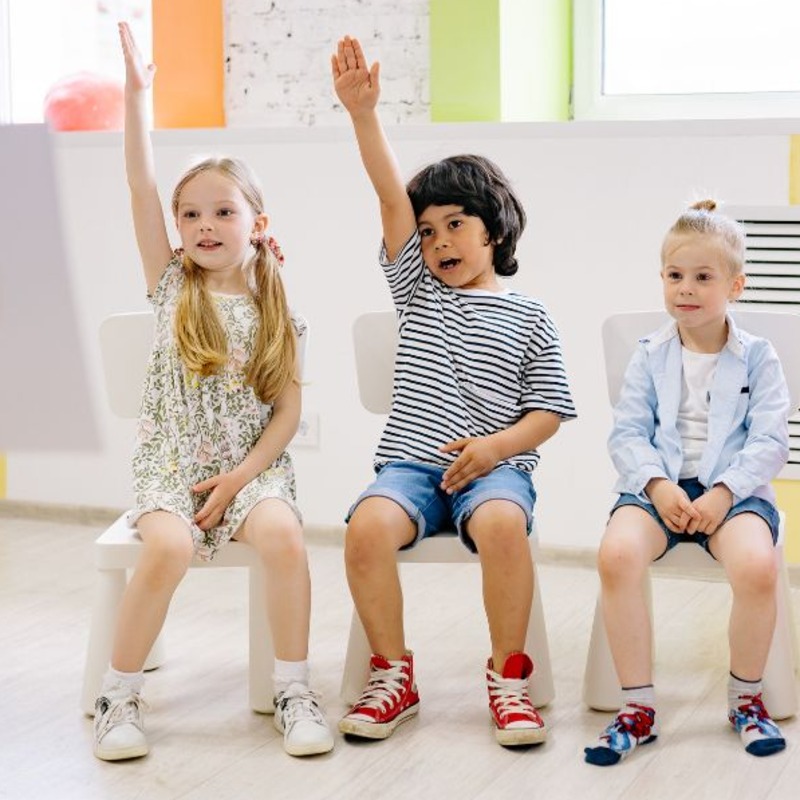 小孩「話多」是天賦？專家：這能力比其他人優秀！4方法教孩子控制發言