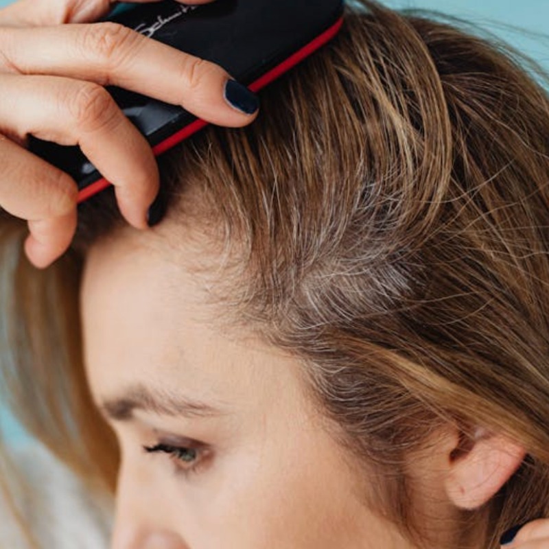 為什麼白髮常從「鬢角」開始？研究揭3個原因