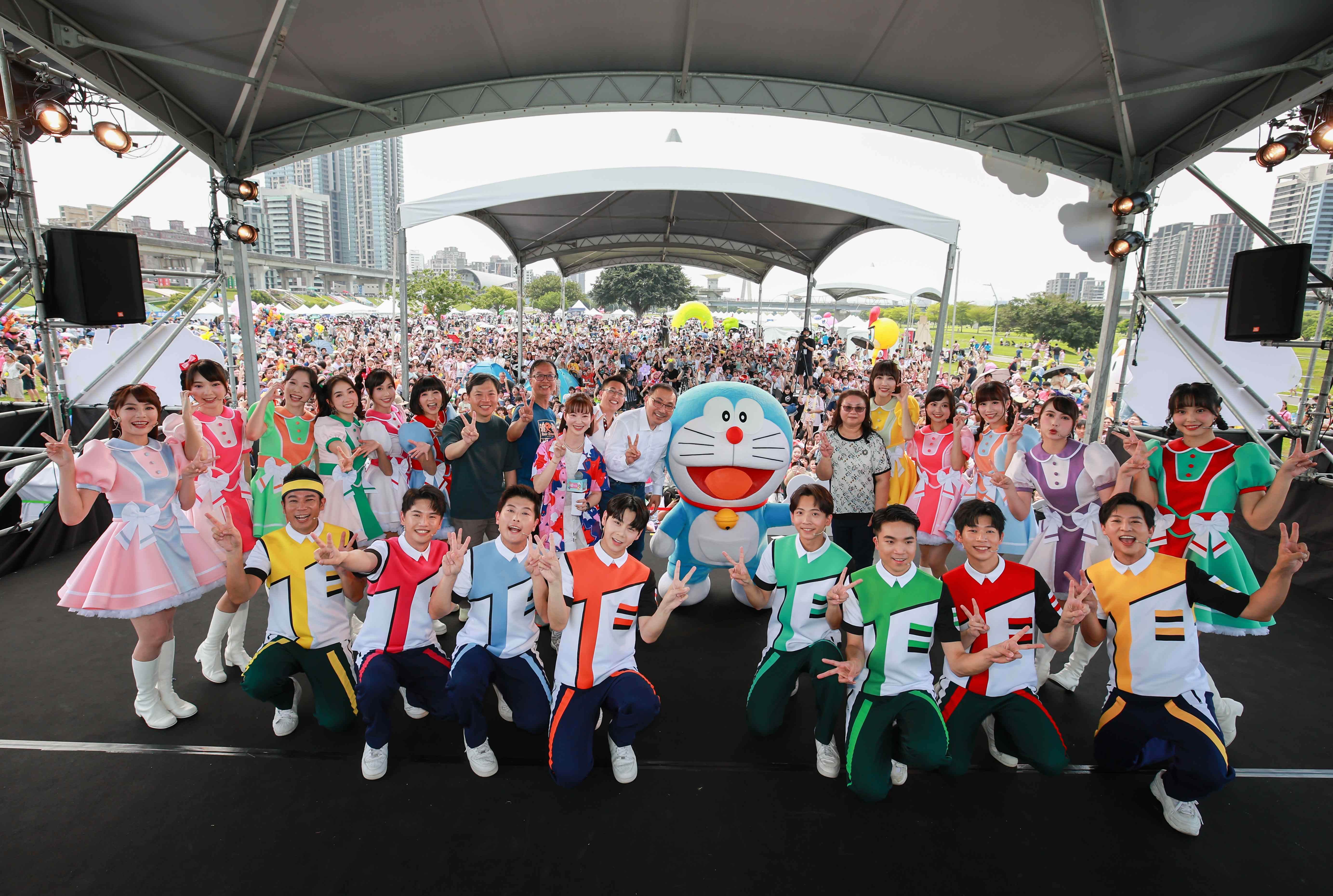 圖說：粉紅豬小妹（佩佩）、假面騎士超狂陣容曝光！五大巨型魔法打卡點宛如遊樂園。（資料來源：東森電視提供）