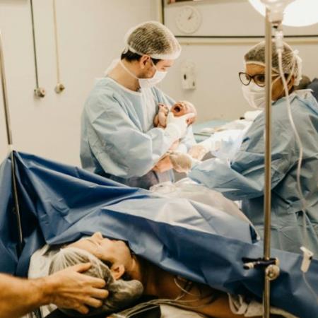 想生卻沒人接生？產科醫師招募只剩6成，台灣面臨接生危機