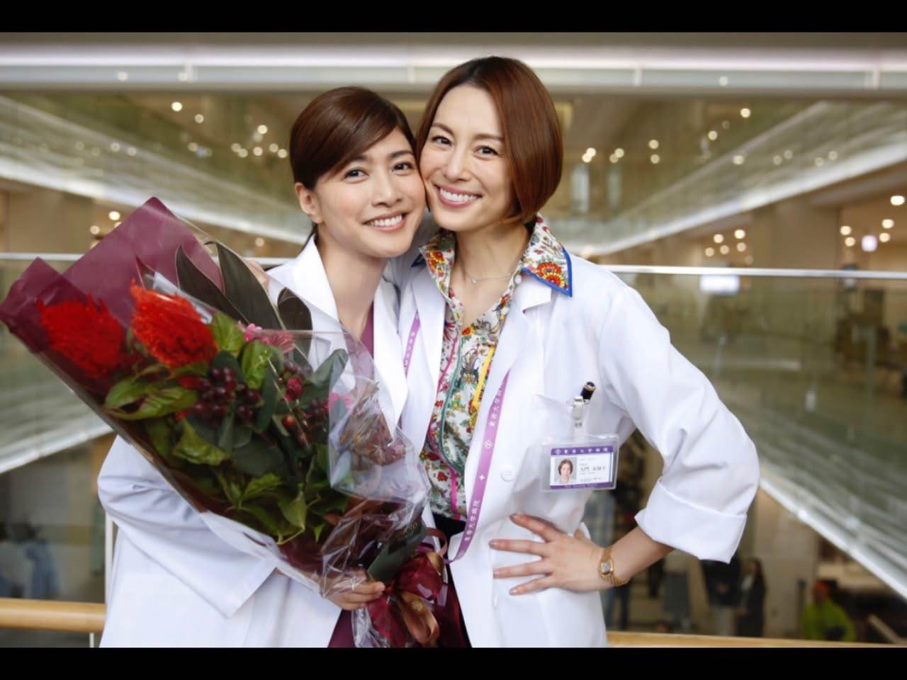 內田有紀在日劇《Doctor-X》系列中飾演麻醉科醫師「城之內博美」