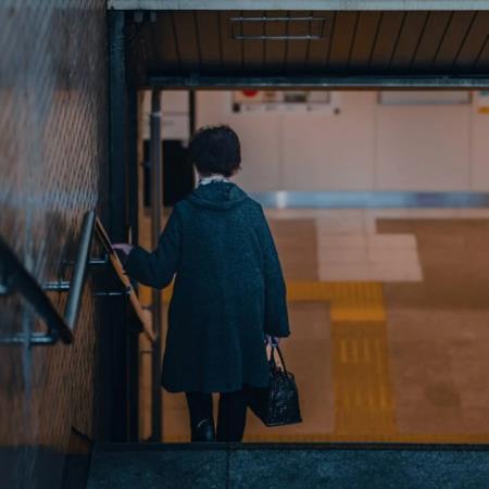 60歲婦身體無痛竟得胰臟癌？醫示警「3處變色」別忽視！