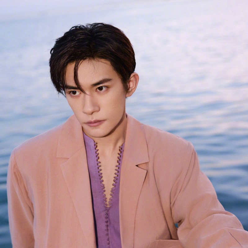 AI短劇亂象！易烊千璽、鄧為10多位藝人遭「換臉拍戲」怒批侵權提告