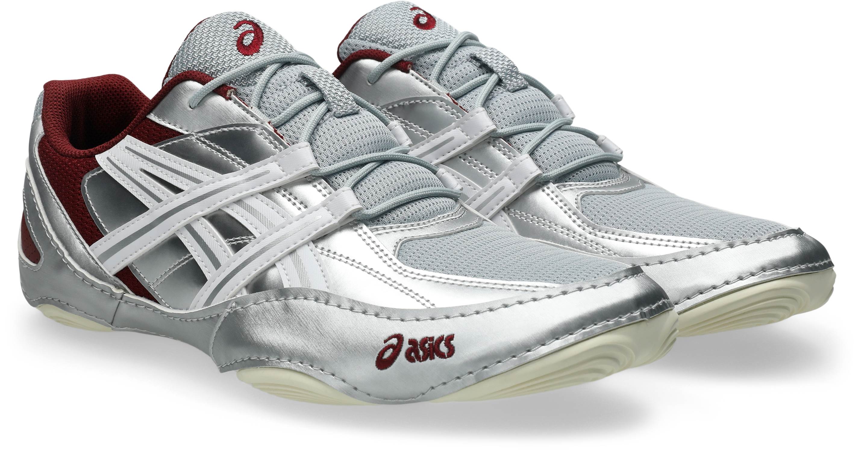 ASICS HYPERSYNC 銀配棗紅色，NT$3,580 圖片來源：ASICS