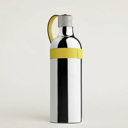 貧窮限制想像！愛馬仕推出「20萬」純銀水壺！網換算：可買11年的礦泉水