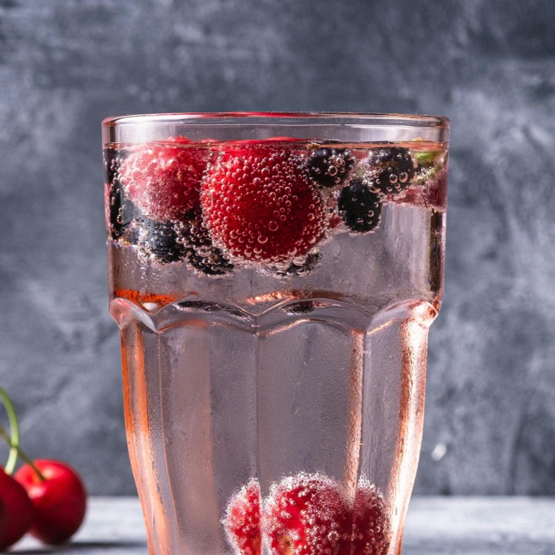 氣泡水能助減肥？研究團隊：效果有限還隱藏危機！