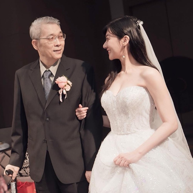 林逸欣沉痛證實父親離世！抗癌5年低調陪伴，婚禮MV〈你是我的天空〉成最後告白