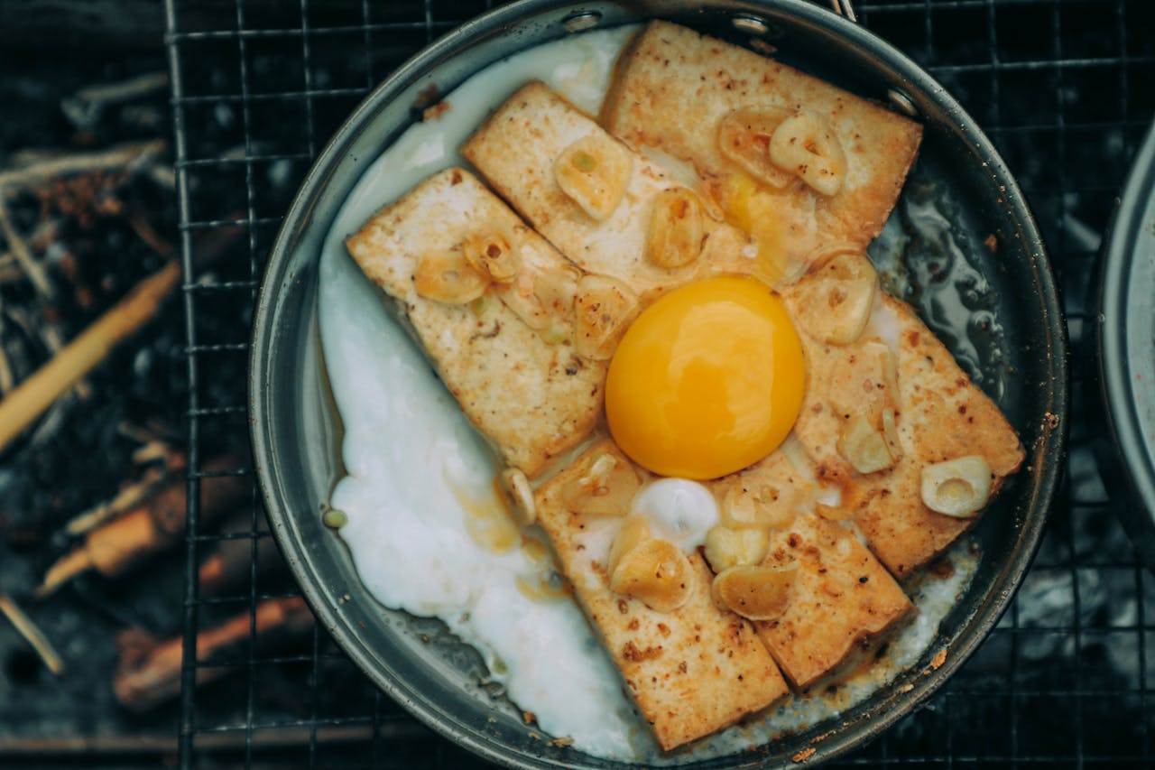 pexels-tangjingao-4377521