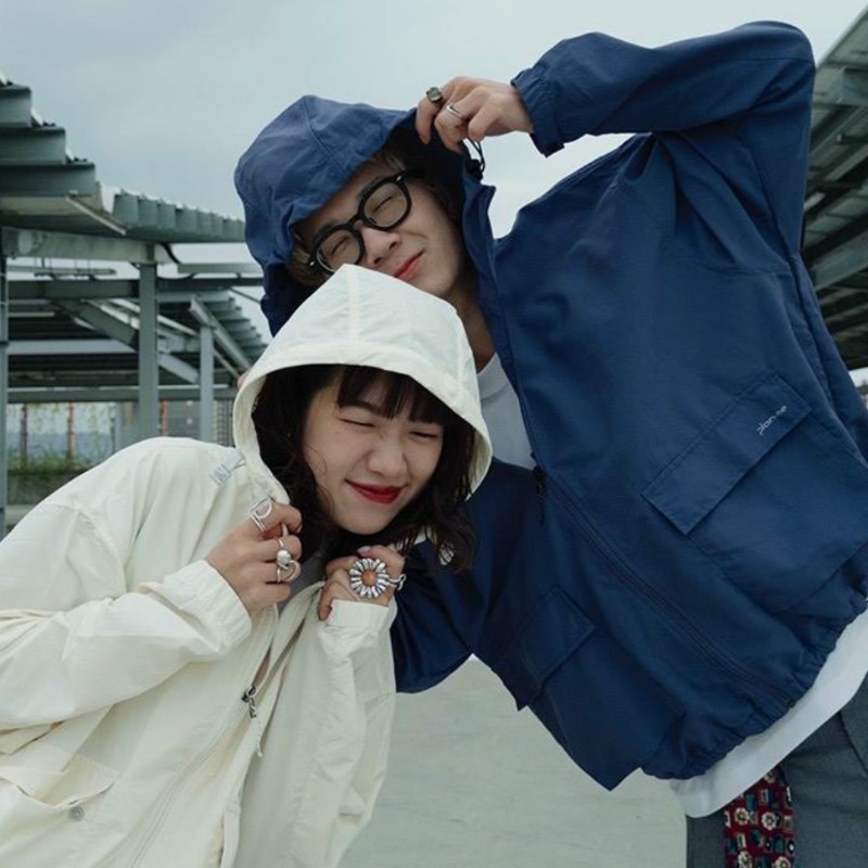 夏天必備13款「防曬外套」好看又實穿！UNIQLO、lululemon、plain-me、The North Face…