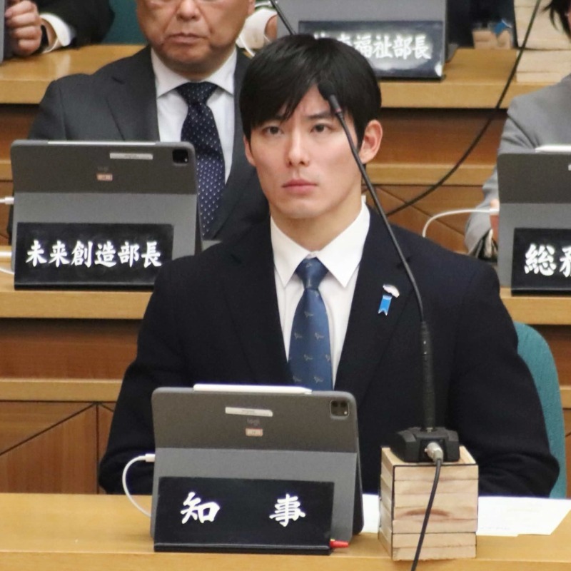 日本「最帥知事」石田嵩人IG私照更有型！網友大讚：讓人甘願繳稅