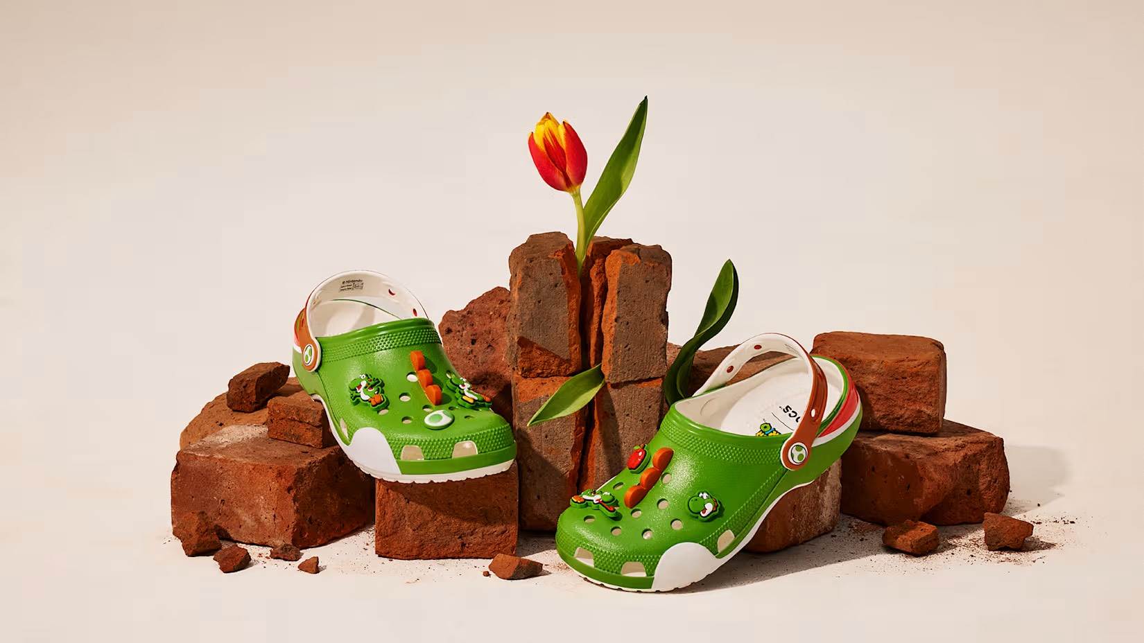 Crocs™攜手任天堂《超級瑪利歐》推出全新聯名系列
圖片來源：Crocs