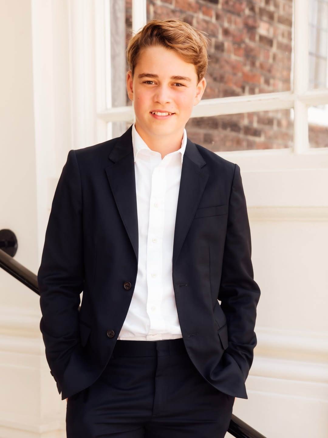 喬治王子迎接13歲，官方發布肖像照。圖片提供：IG@princeandprincessofwales