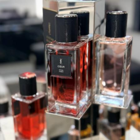 把東方禪意、性感紅寶石做成香水！YSL熾心紅石、資生堂入禪之境，新品香氛搶先看