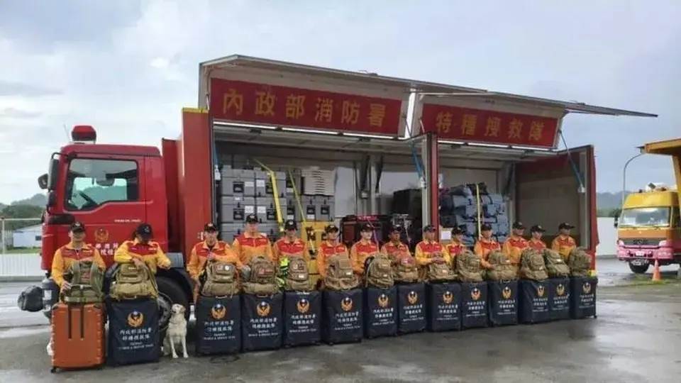 消防署在短時間內就完成特種搜救隊的整備作業。圖片來源：消防署