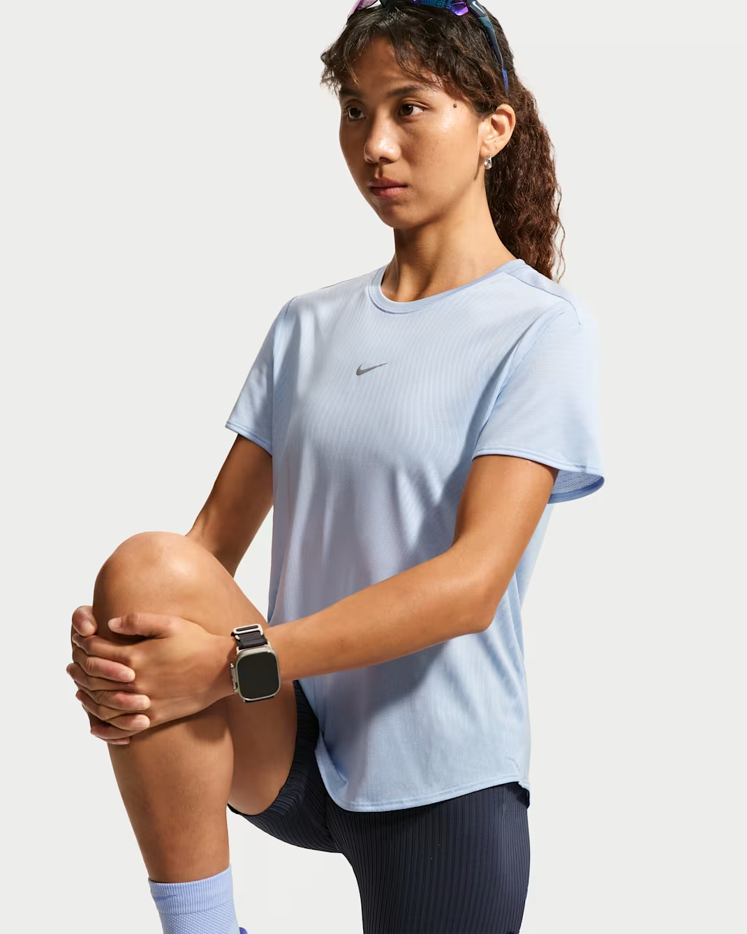 Nike Swift Aero-FIT女款短袖跑步上衣，NT$2,180
圖片來源：NIKE
