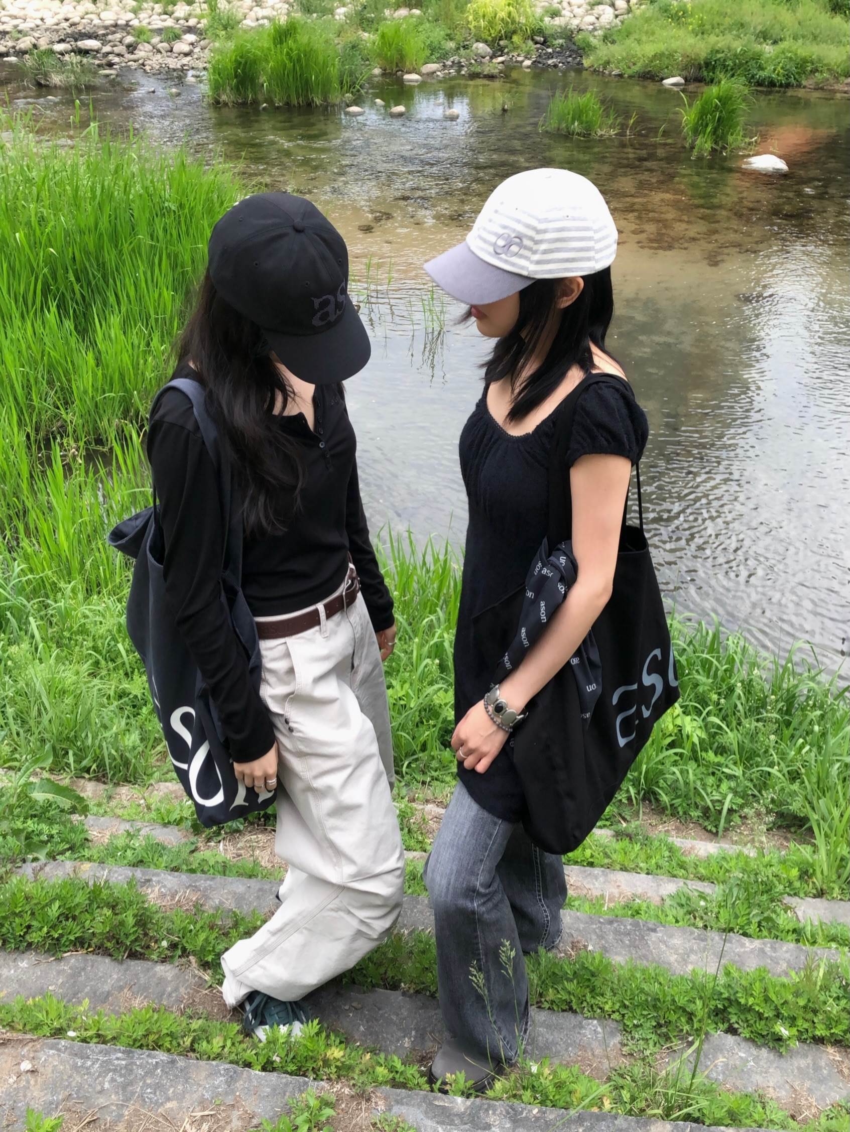 高性價比且極具時髦感的不二之選
圖片來源：IG@as_on_official