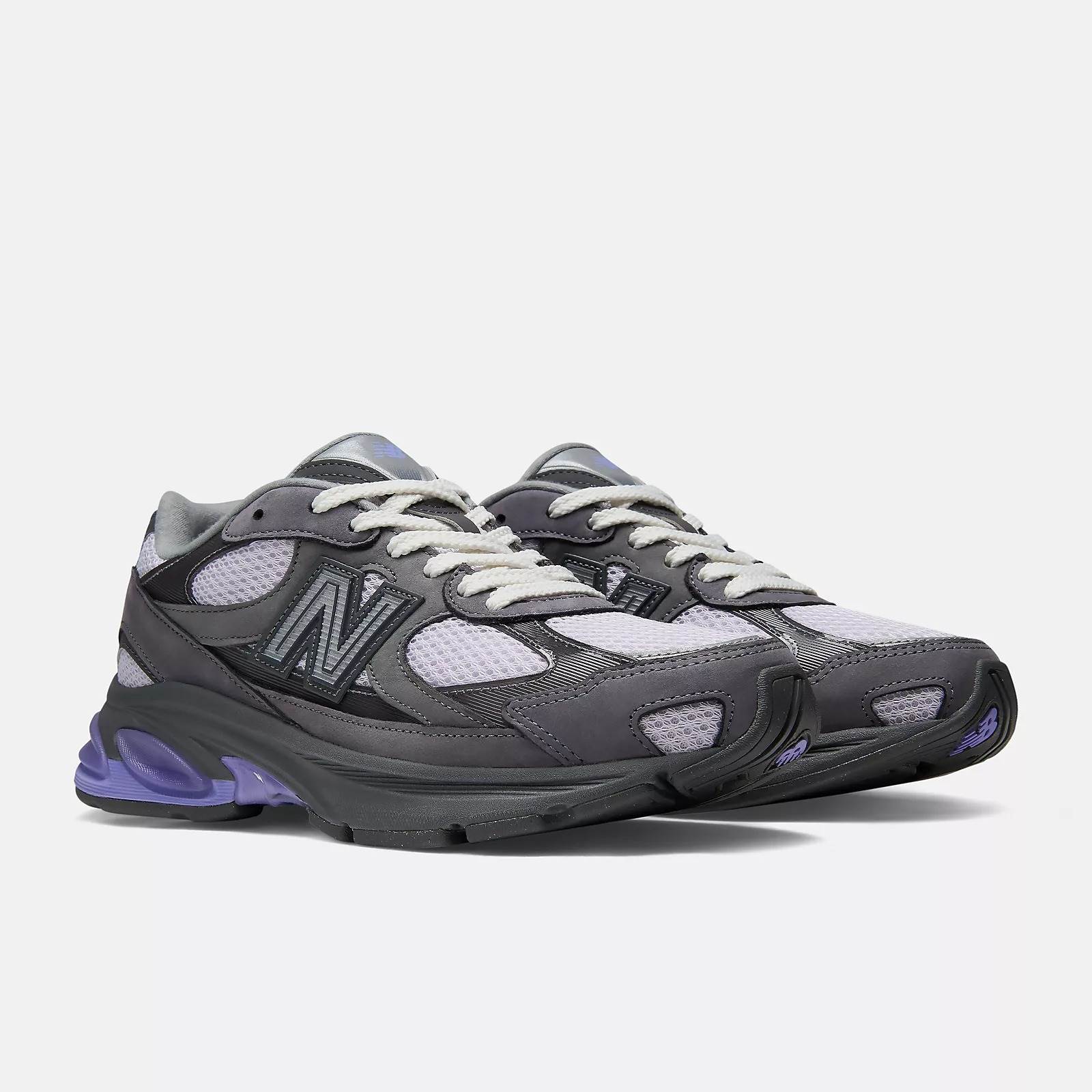 New Balance U2010V1，NT$4,880
圖片來源：New Balance