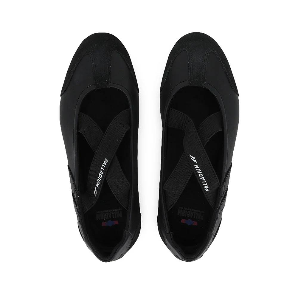 Palladium RACER BALLERINA LTH皮革/麂皮芭蕾薄底鞋，NT$2,680
圖片來源：Palladium