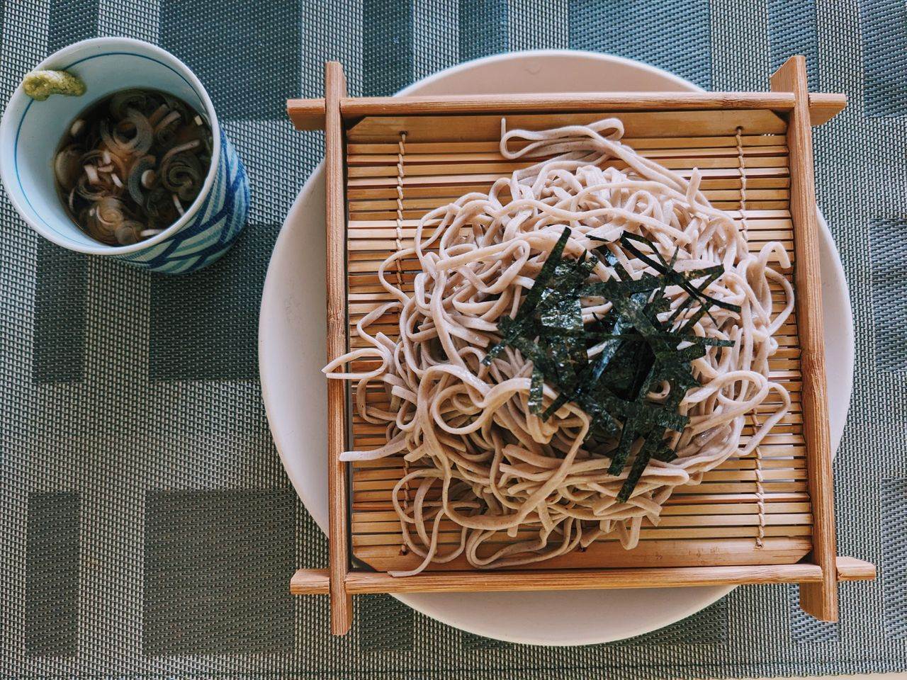 食慾不好只吃冷麵雖清爽，但很有可能營養不均衡。圖片來源：pexels